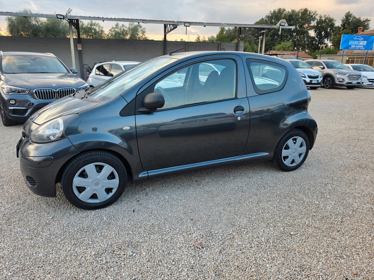 Toyota Aygo 1.0 12V VVT-i 3 porte Sol Connect