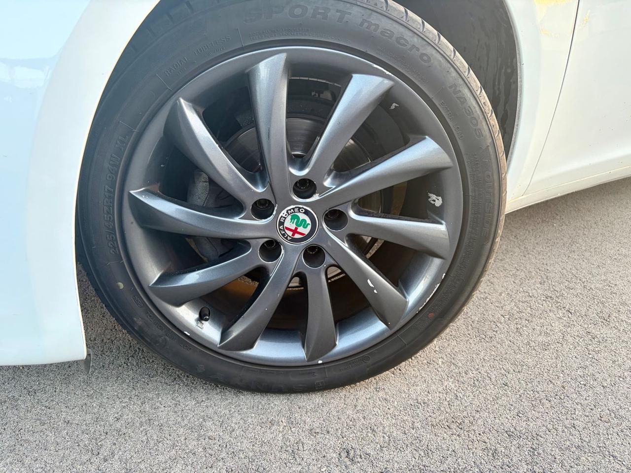 Alfa Romeo Giulietta Sportiva 1.6 JTDM 16V #10026