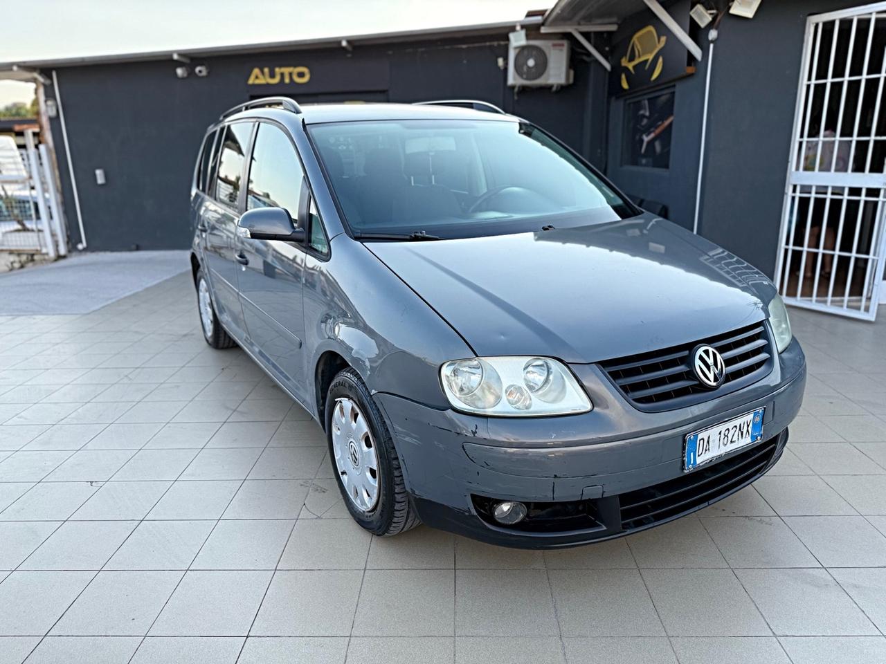 Volkswagen Touran 1.9 TDI 105CV Trendline Garanzia 12 Mesi