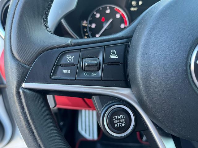 ALFA ROMEO Giulia 2.2 Turbodiesel 210 CV AT8 AWD Q4 Veloce