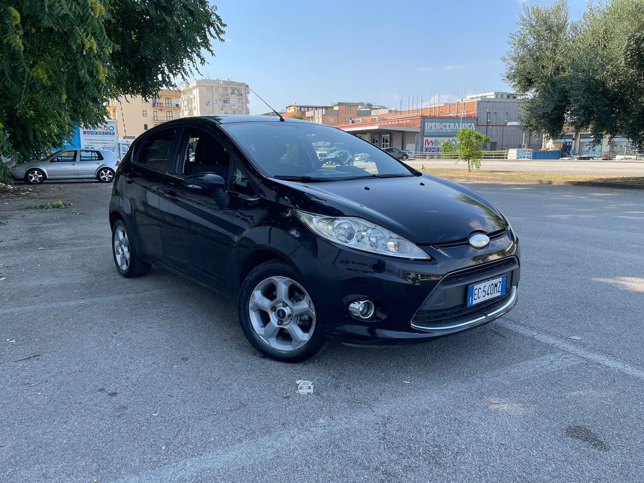Ford Fiesta 1.4 5 porte Bz.- GPL Titanium IN OTTIME CONDIZIONI
