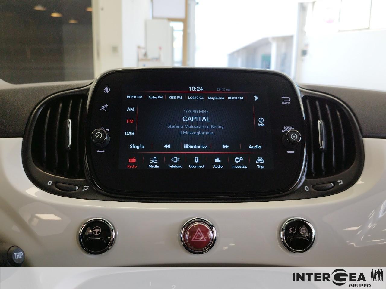 FIAT 500 1.0 hybrid Dolcevita 70cv - cerchio da 16"