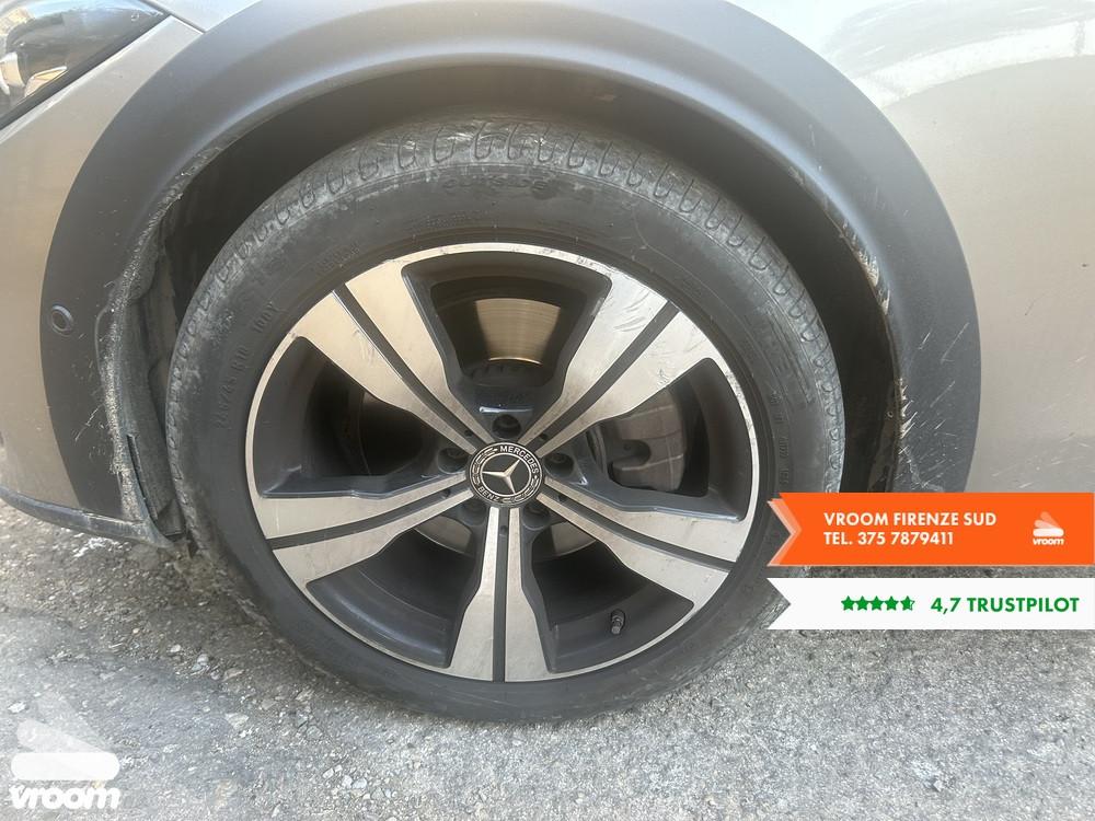 MERCEDES Classe C (W/S206) C 220 d Mild hybri...