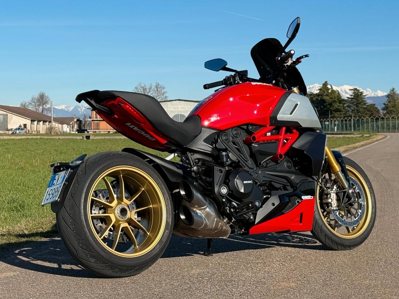 Ducati Diavel 1260 S "RED - GOLD WHEELS - KM 5200 TG DUCATI"