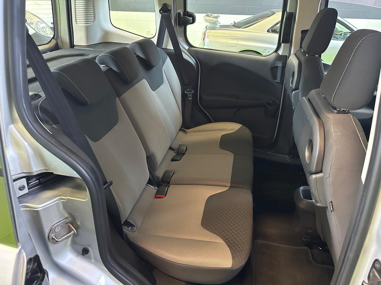 Ford Tourneo Courier 1.0 EcoBoost 100 CV Plus