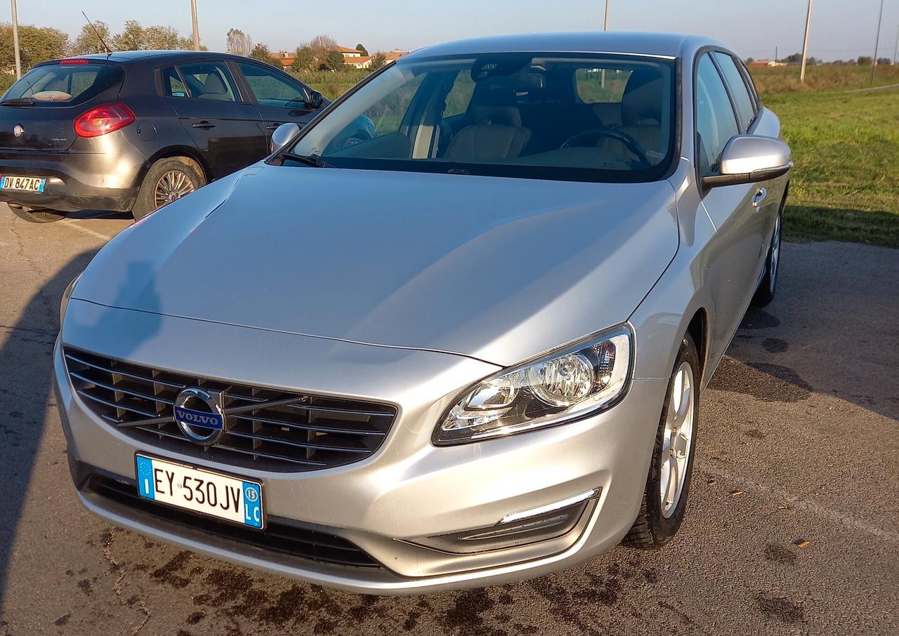 Volvo V60 D2 1.6 Kinetic