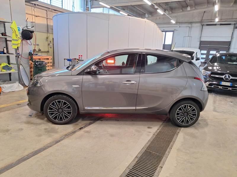 Lancia Ypsilon 5 Porte 1.0 FireFly Hybrid Gold