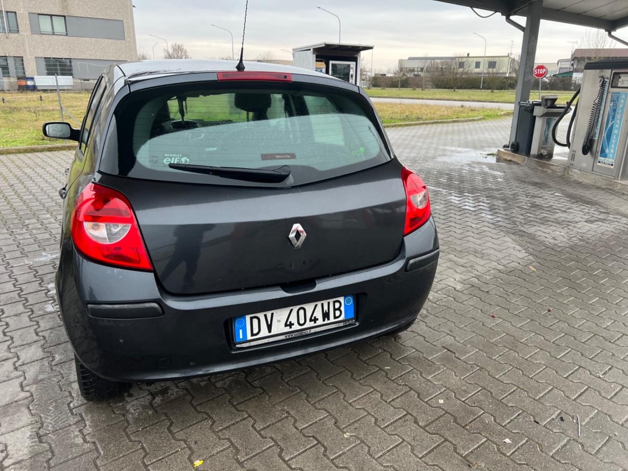 RENAULT CLIO 1.2 GPL VALIDO MODELLO LE IENE NEOPATENTATI