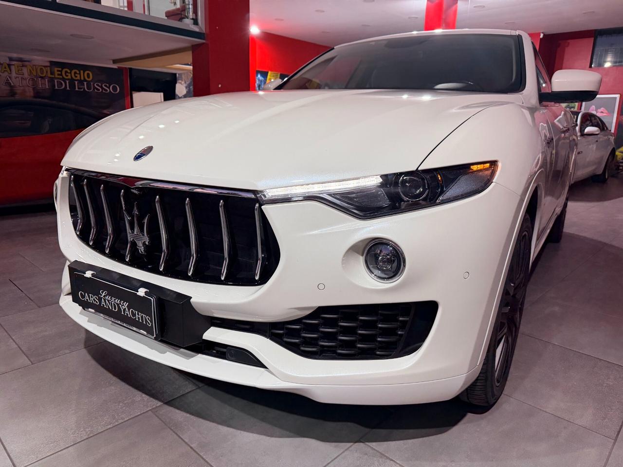Maserati Levante V6 Diesel 275 CV AWD-PANO-FULL