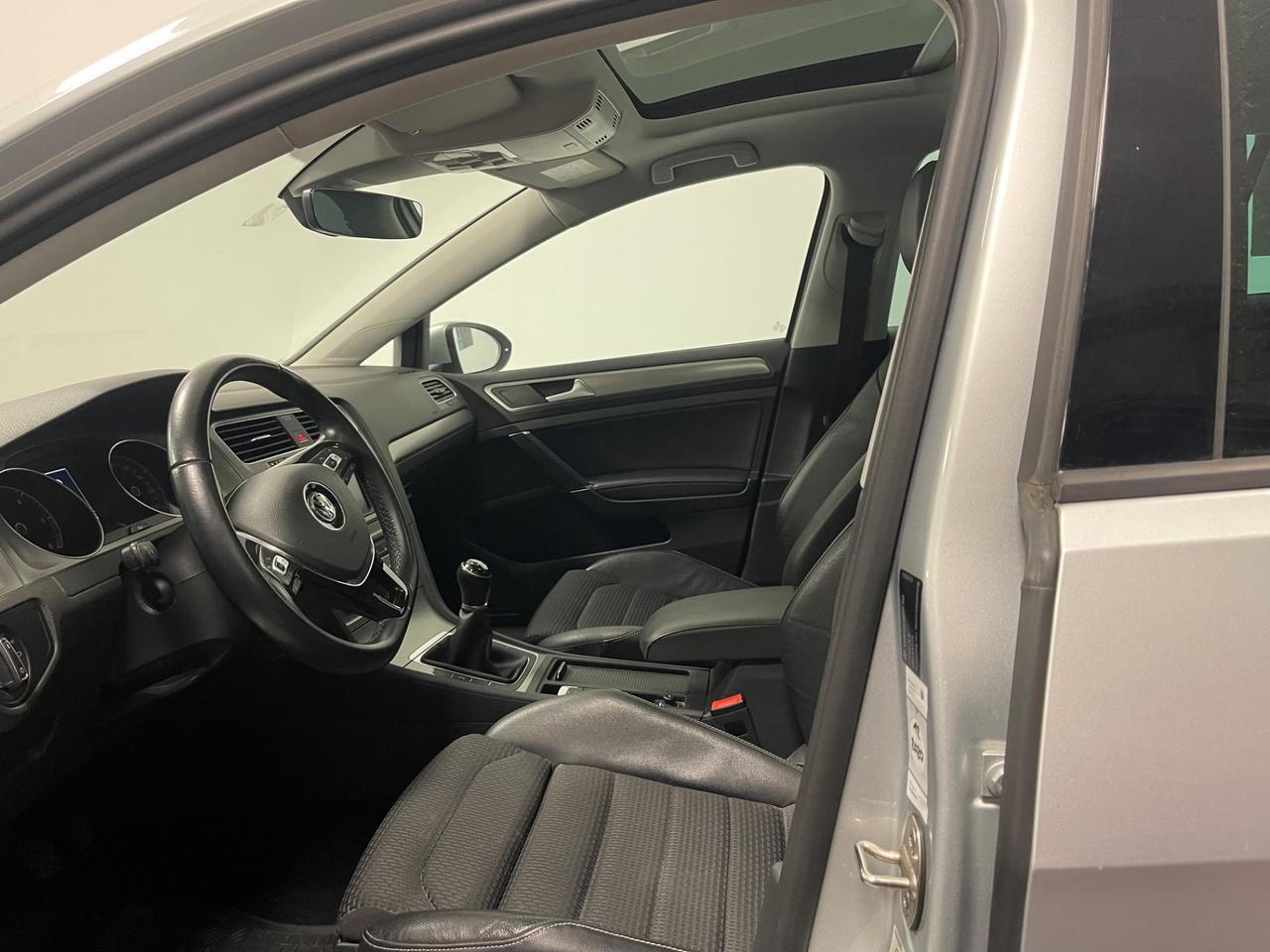 Volkswagen Golf 2.0 TDI 5p. Highline BlueMotion Technology