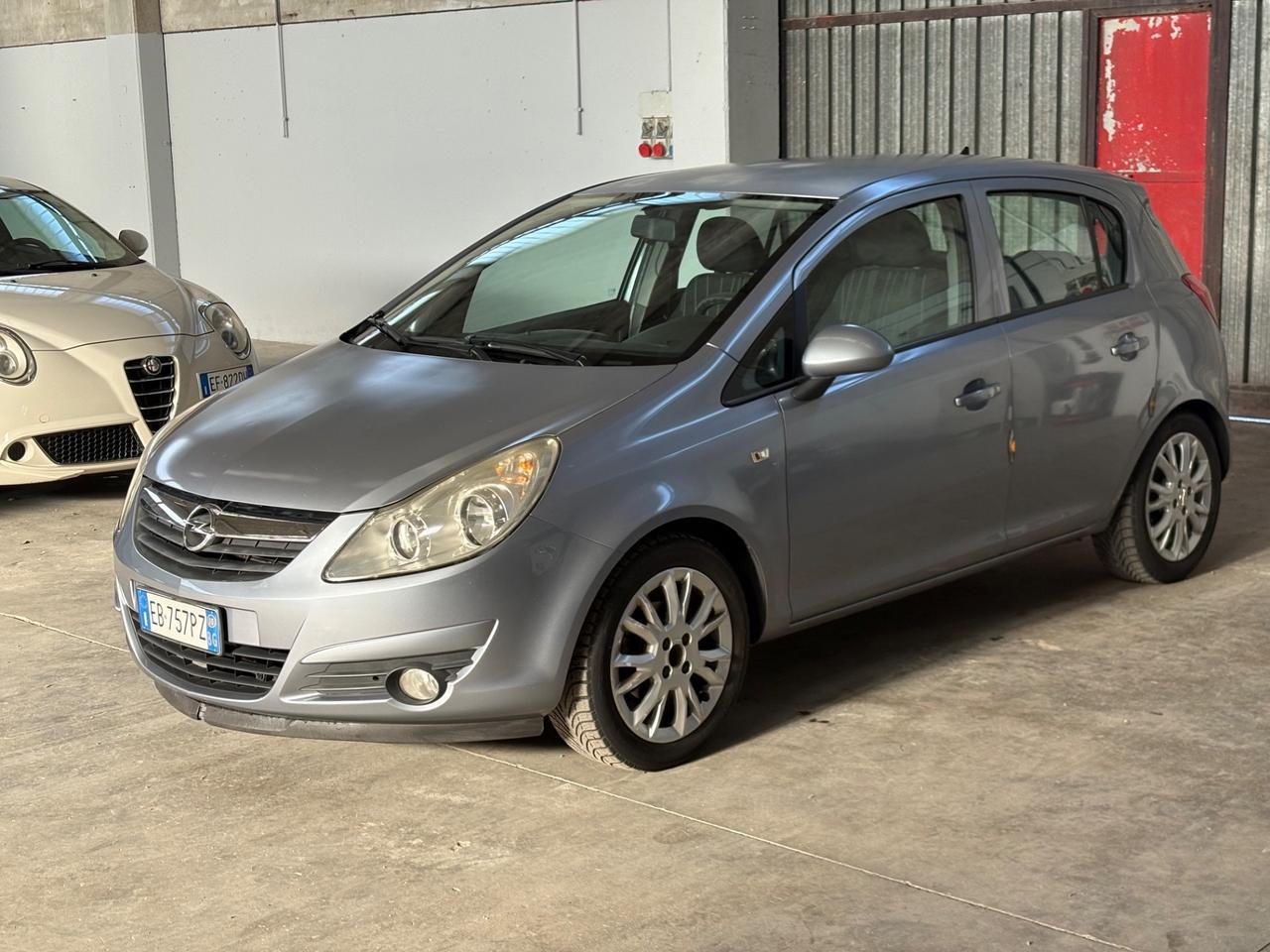 Opel Corsa 1.2 80CV 5 porte GPL-TECH Edition