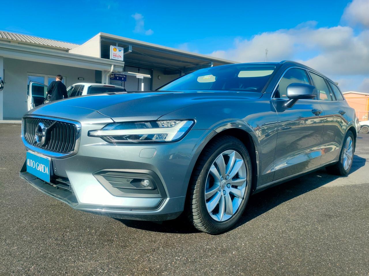 Volvo V60 B4 Geartronic Momentum Business Pro