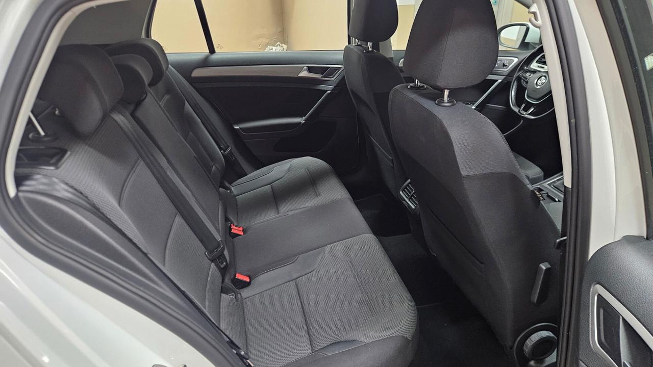 Volkswagen Golf 1.6 TDI 110 CV 5p. Comfortline BlueMotion Technology