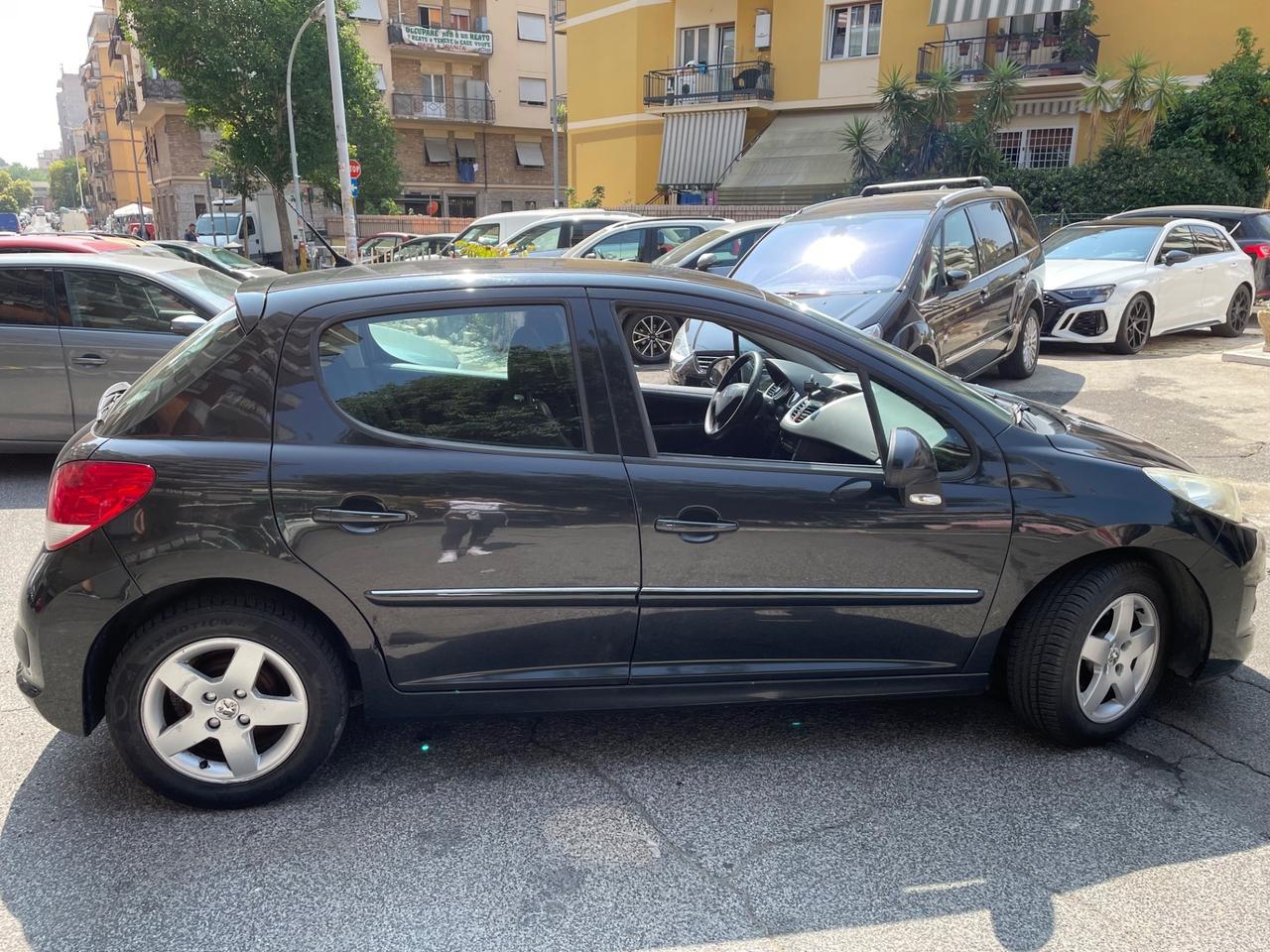 Peugeot 207 1.4 HDi 70CV 3p. XS