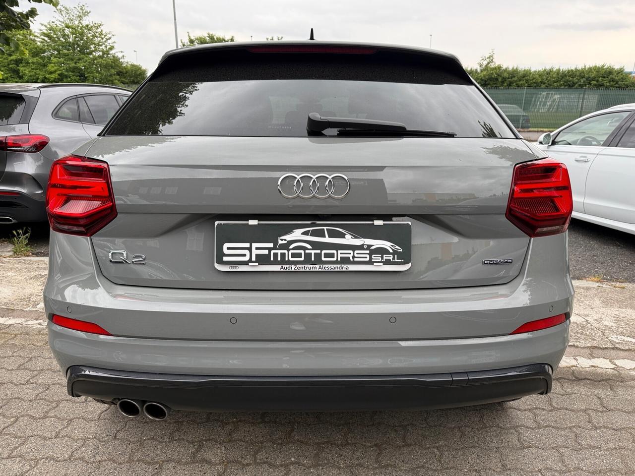 Audi Q2 40 TFSI S tronic Identity Black S Line QUATTRO