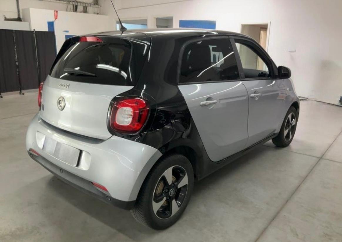 Smart ForFour EQ Passion 22Kw - Solo 25.095Km !!