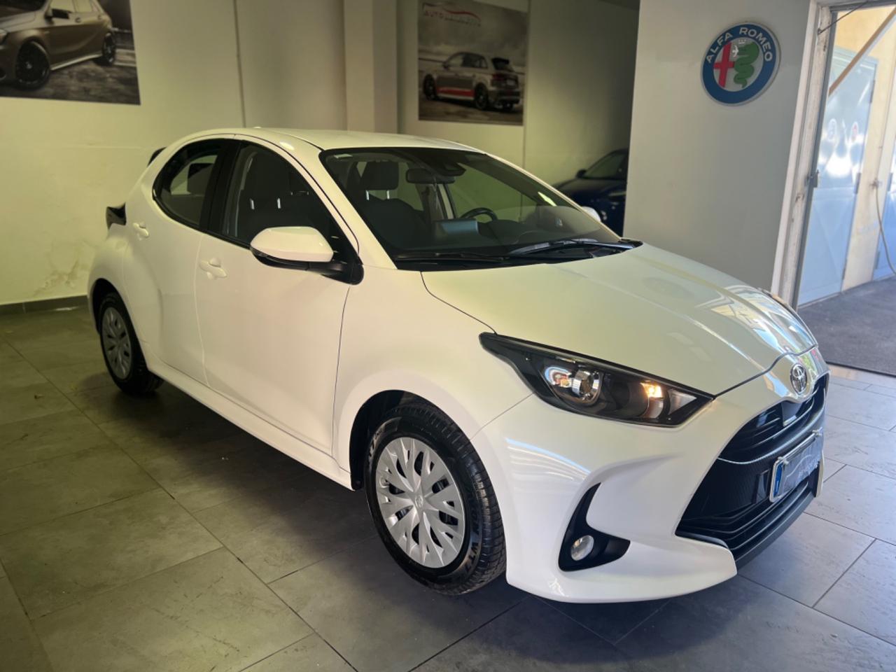 Toyota Yaris 1.0 5 porte Active 2023