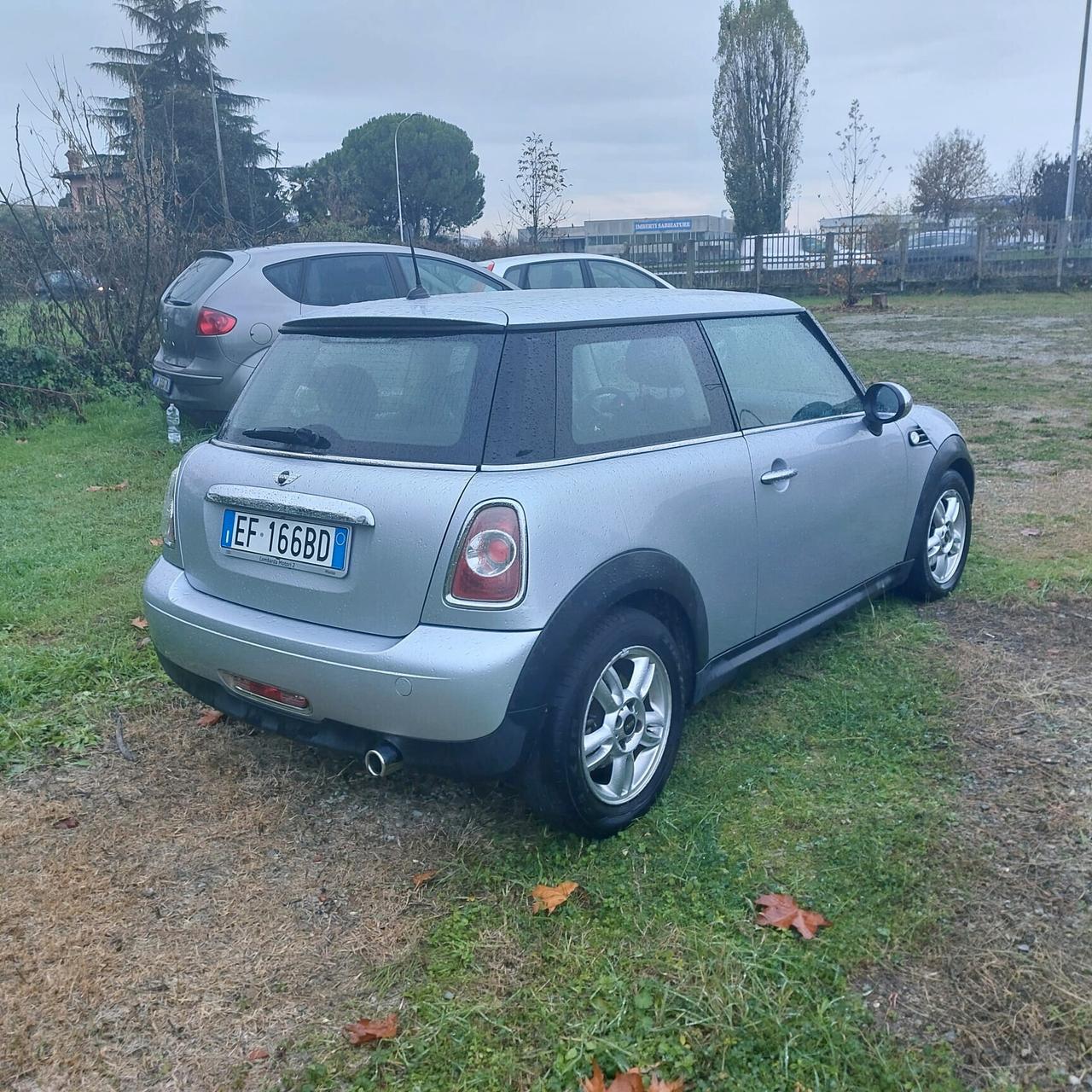 Mini 1.6 16V One (72kW)
