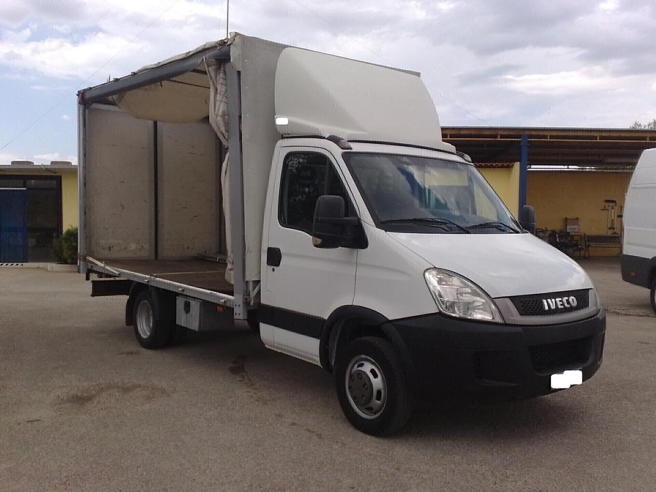 Iveco Daily 35c17 3000cc CENTINATO - 2011