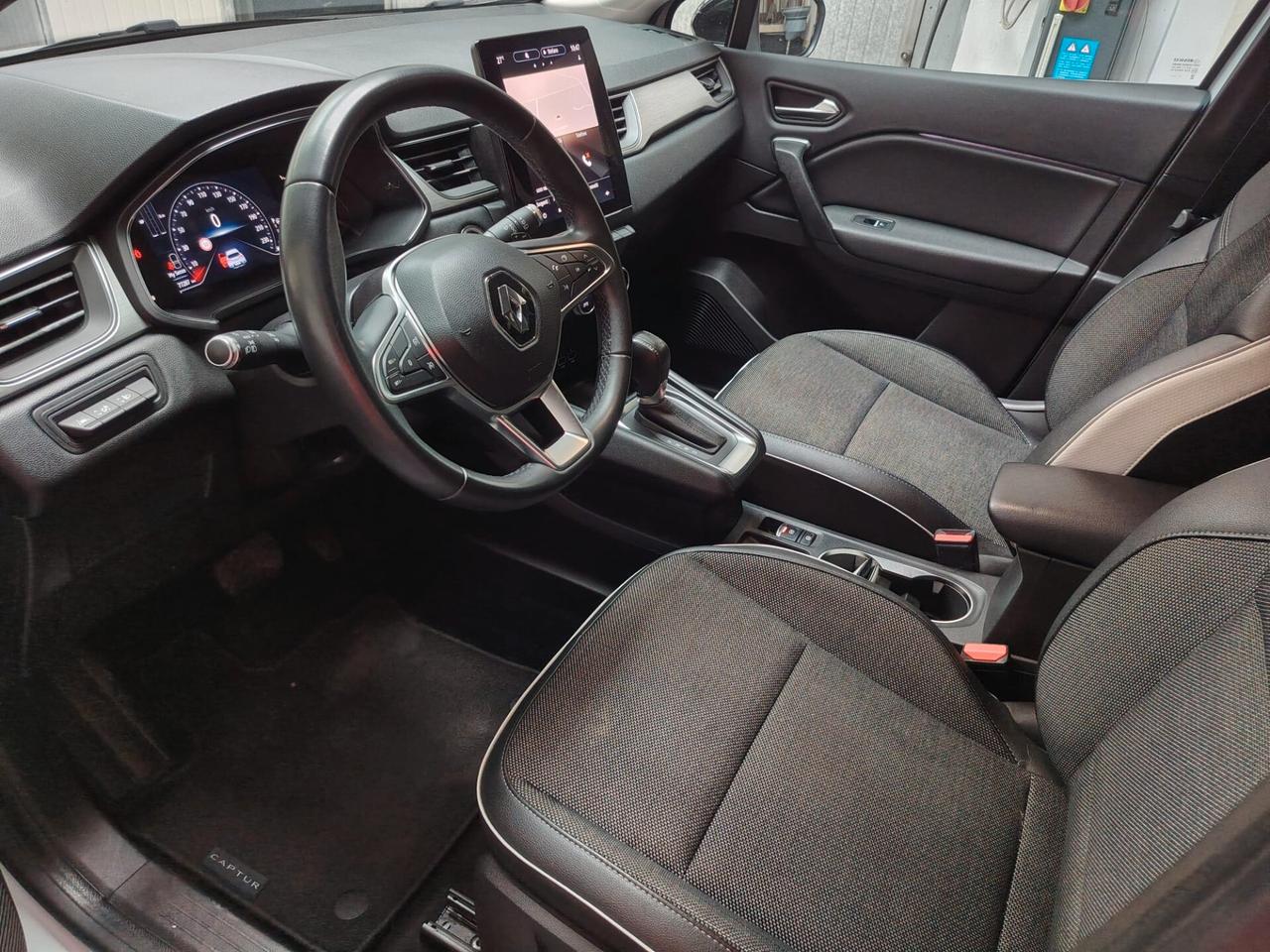 Renault Captur Blue dCi 115 CV EDC Intens