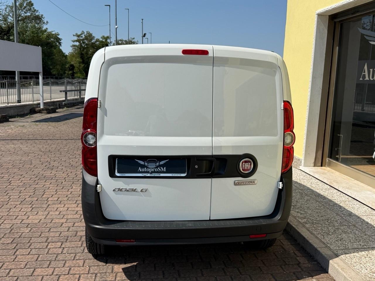 Fiat Doblo 1.6D 106CV 6M 3POSTI 2022/PREZZO REALE