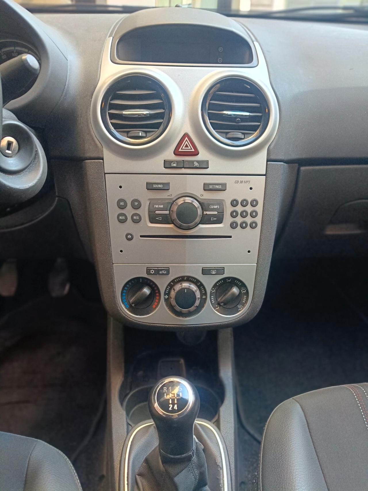 OPEL CORSA 1.2 5 PORTE-NEOPATENTATI-Euro 5490