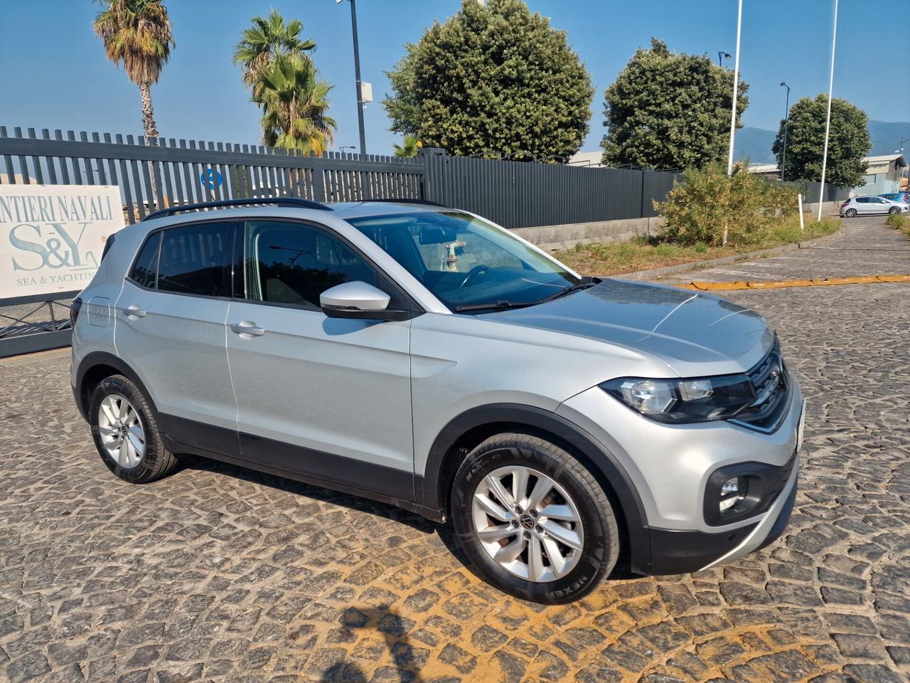 Volkswagen T-Cross 1.6 TDI cambio automatico