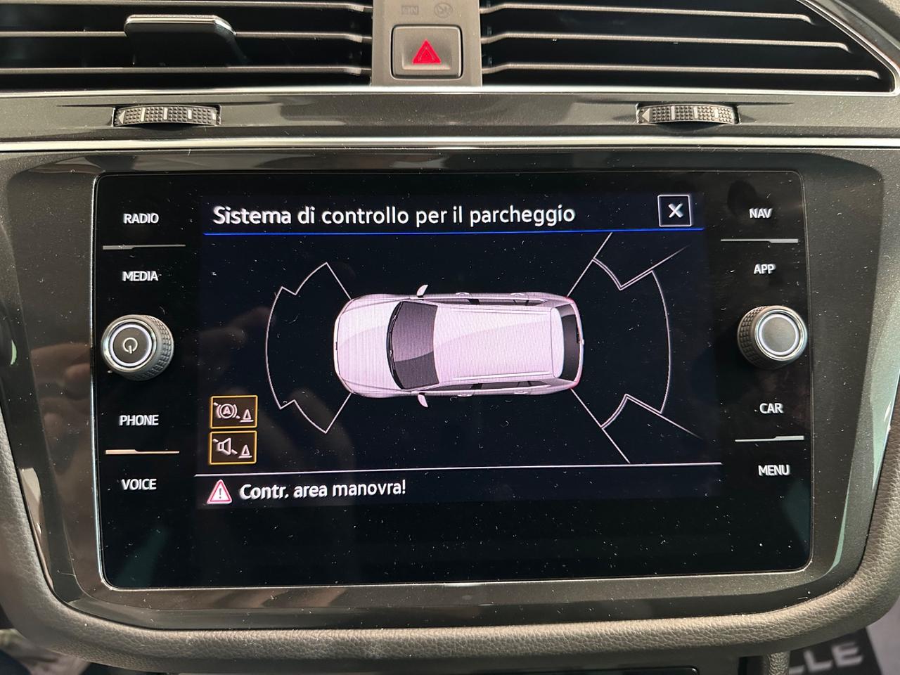 Tiguan R-Line 2.0 TDI 150cv DSG SCR IVA ESPOSTA