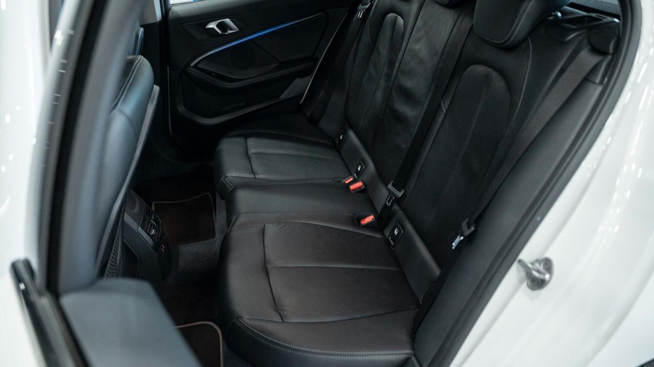 Bmw 118 D 5P SPORT F40 2.0 150CV TETTO VIRTUAL LUCI PELLE