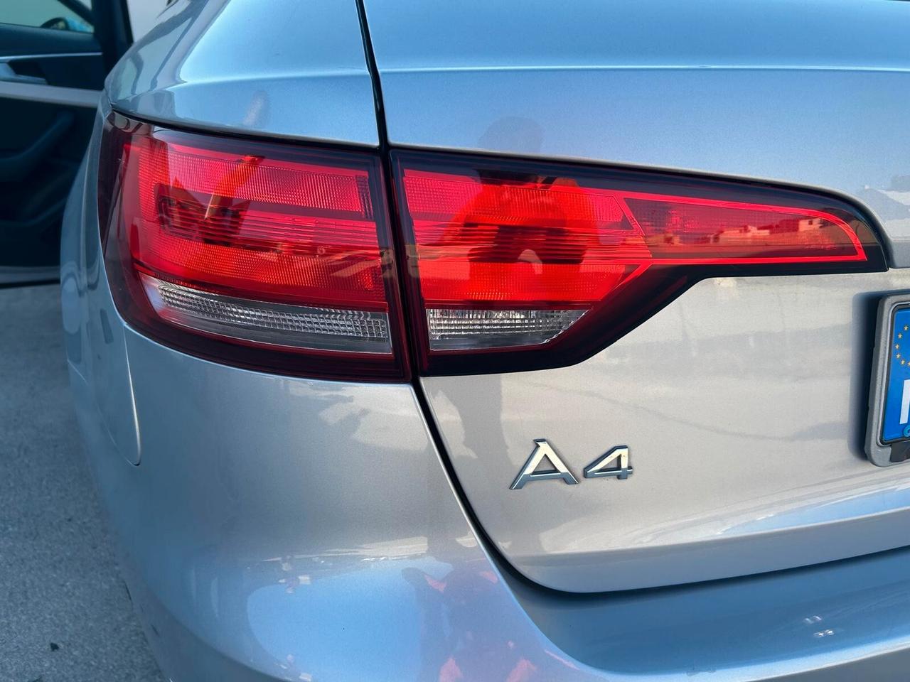 Audi A4 Avant 2.0 TDI 150 CV ultra S tronic Business Sport
