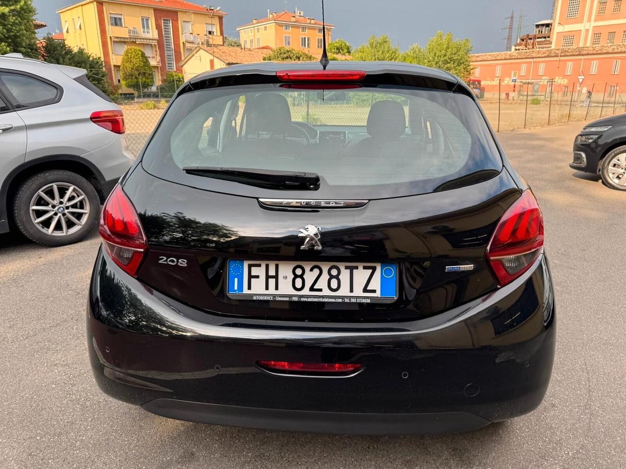 Peugeot 208 ANNO 2017 1.2 BENZINA 5 PORTE Euro6e