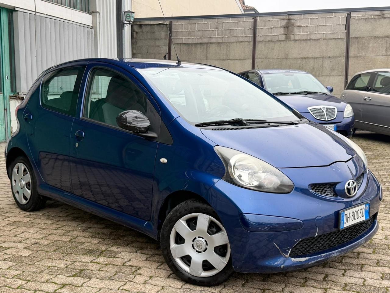 Toyota Aygo 1.0 12V VVT-i 5 porte Now