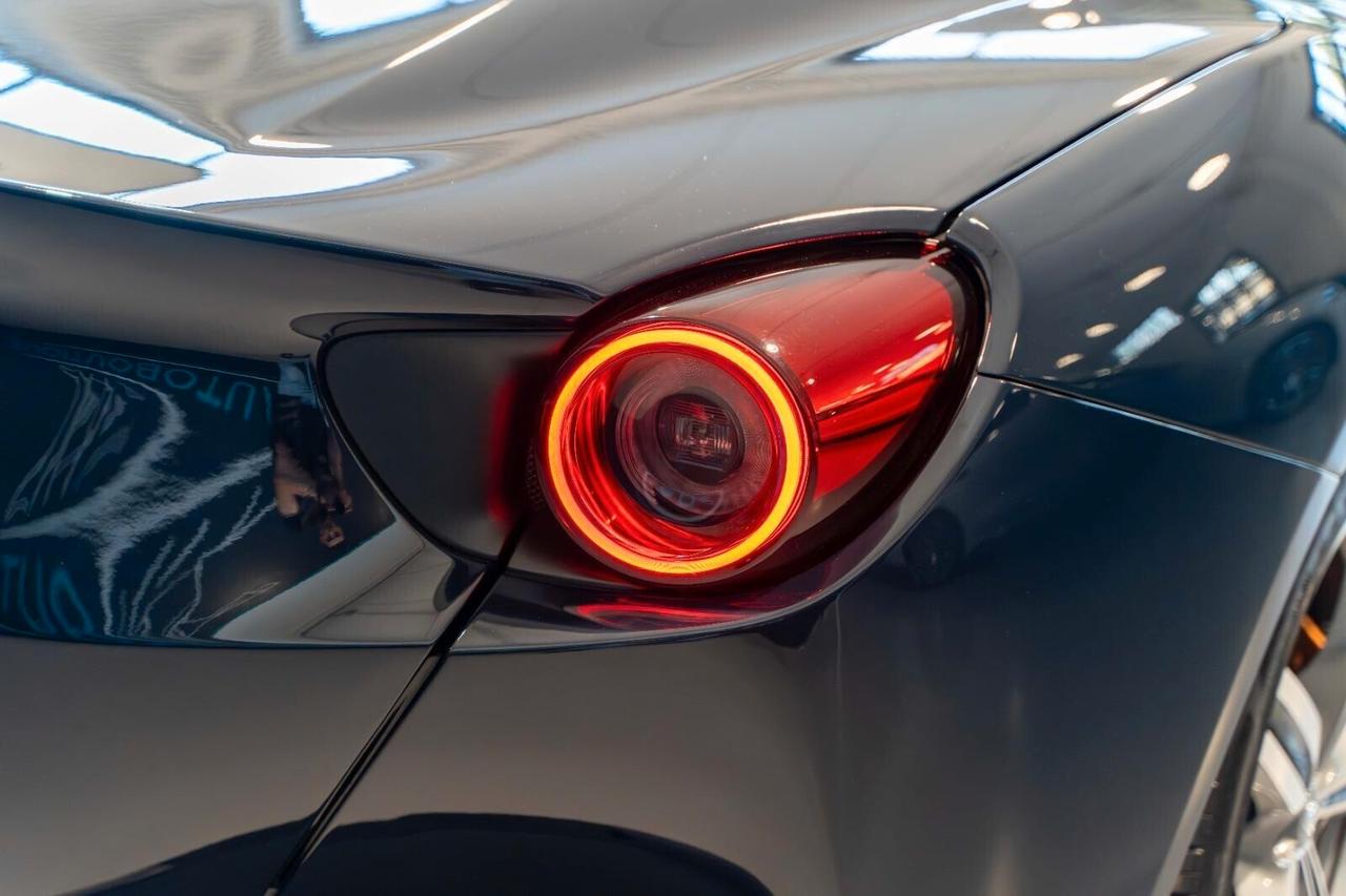 Ferrari Portofino BLU POZZI/TERRA BRUCIATA/CARBONIO