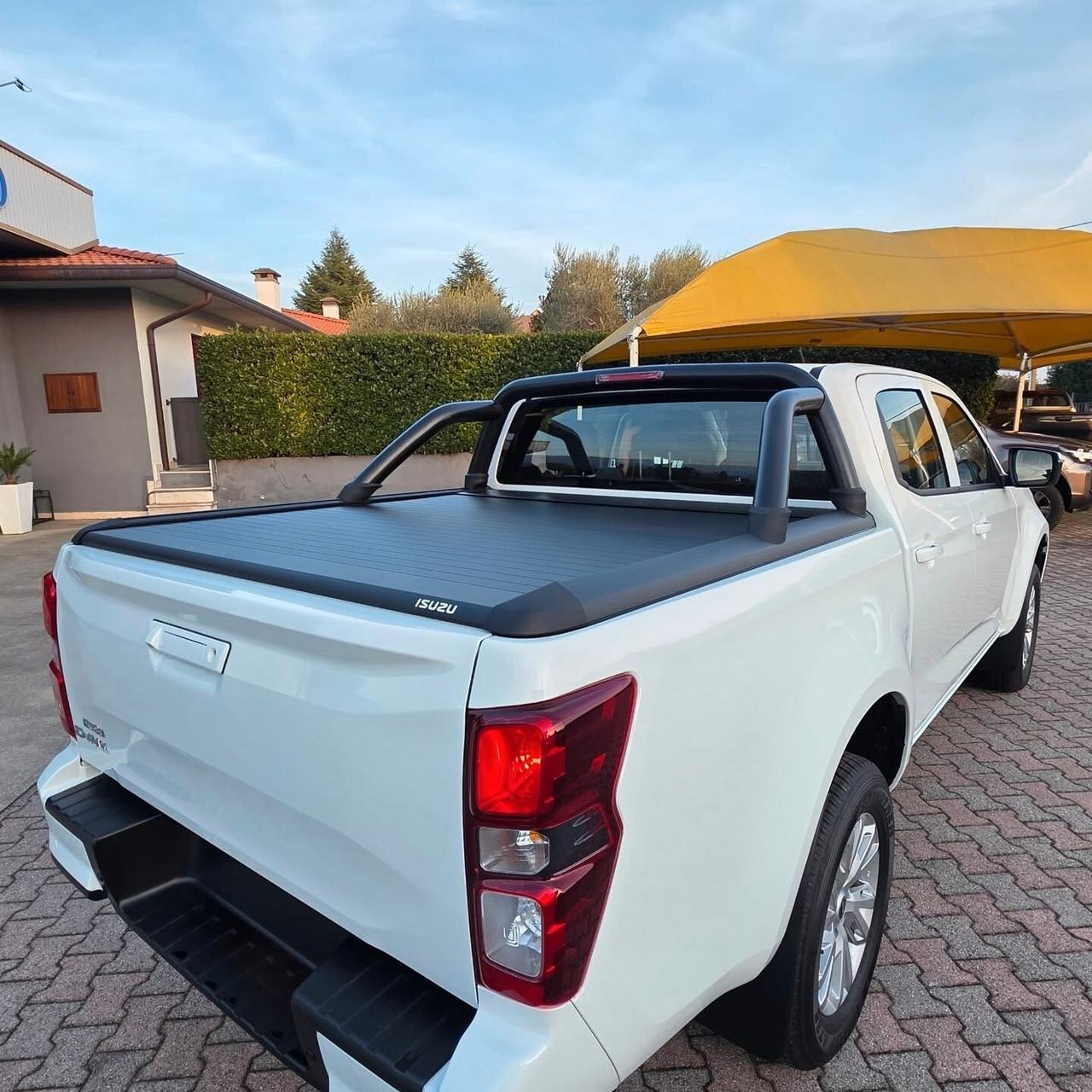 Isuzu D-Max N60 1.9 Crew BB plus ACCESSORIATO NUOVO