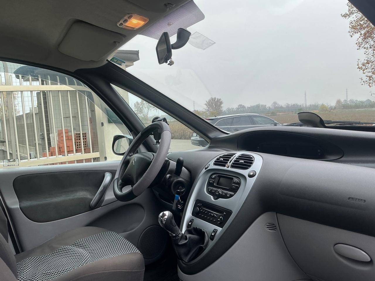 Citroen Xsara Picasso 1.8 16V Elegance