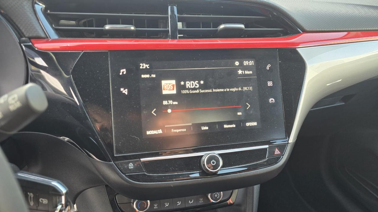 Opel Corsa 1.2 100 CV Design & Tech