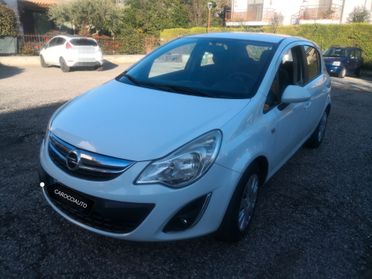 Opel Corsa 1.2 5 porte neopatentati