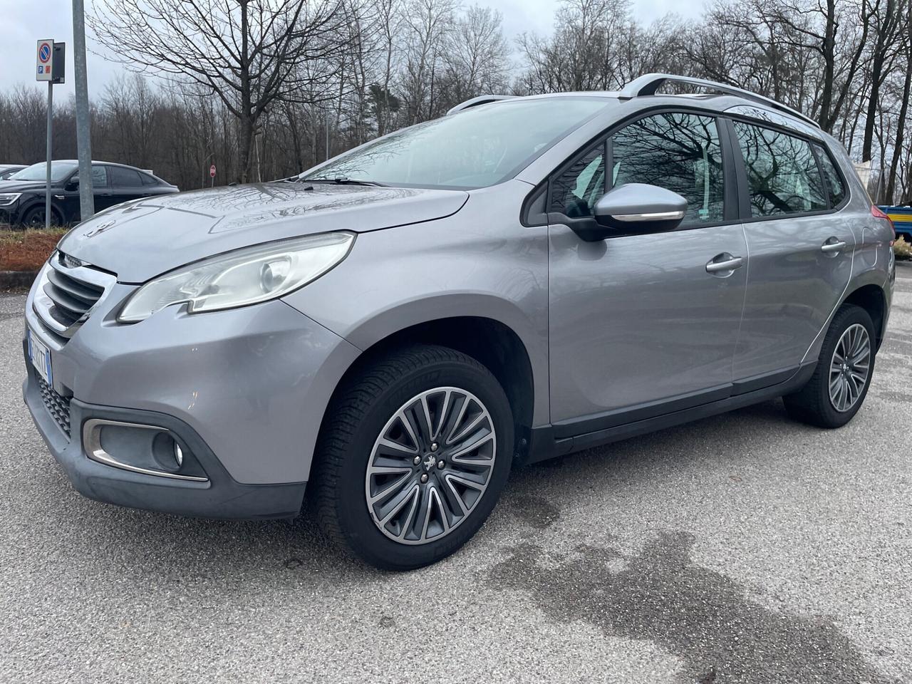 Peugeot 2008 PureTech 82*Neopatentati*