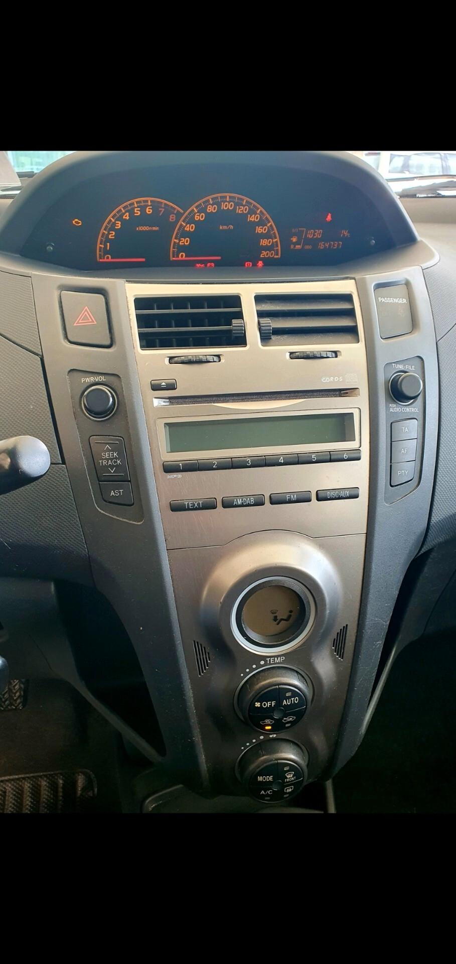 Toyota Yaris 1.0 BENZ. - 2011 - KM. 160.000