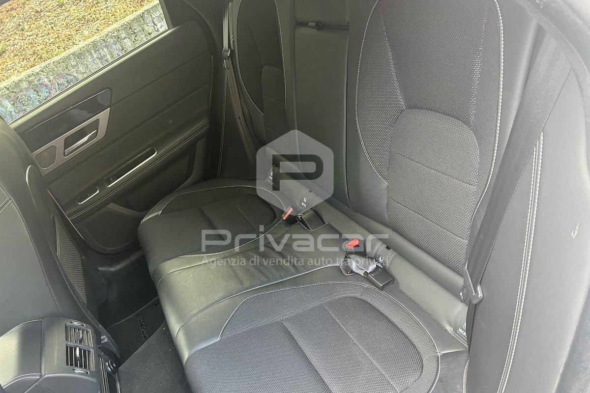 JAGUAR XF Sportbrake 2.0 D 180 CV aut. R-Sport