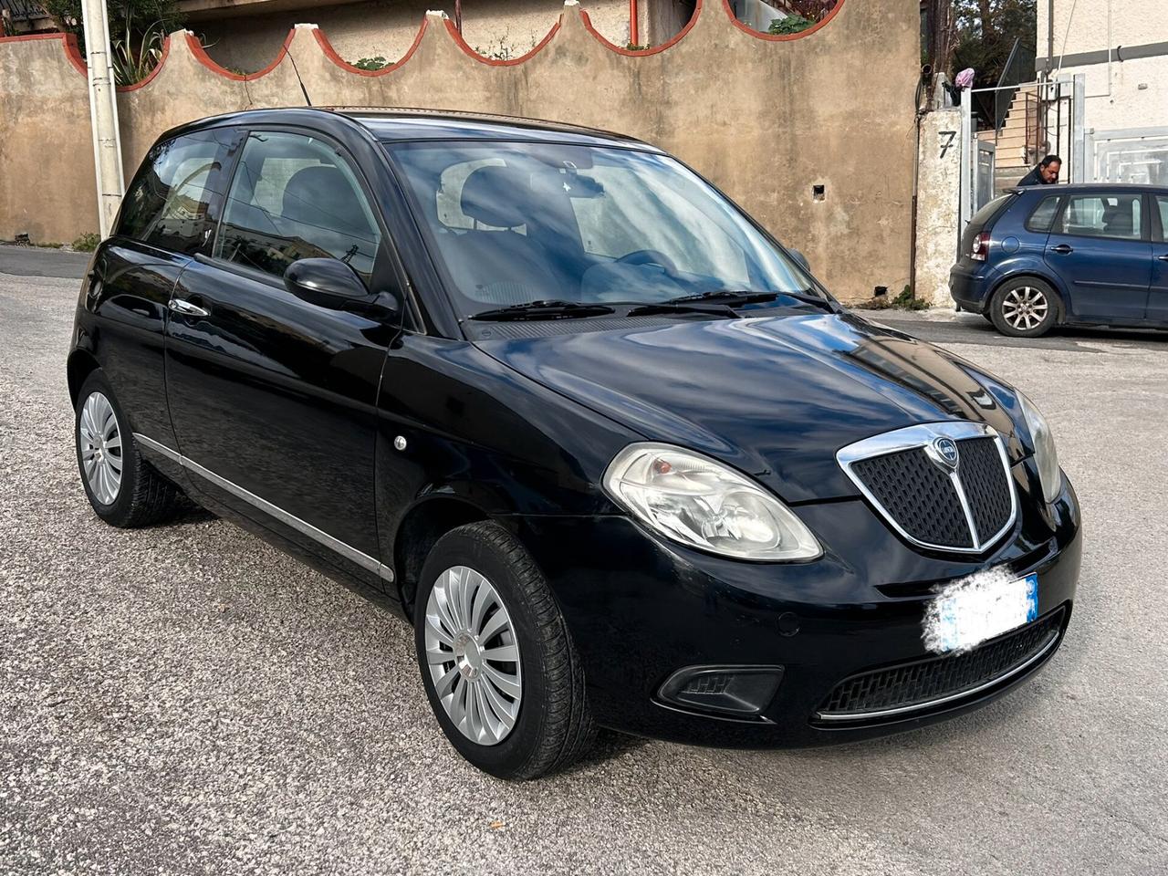 Lancia Ypsilon 1.3 MJT 90 CV Oro