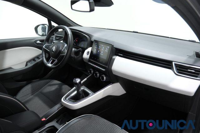RENAULT Clio TCE 90 CV 5 PORTE TECHNO NEOPATENTATI
