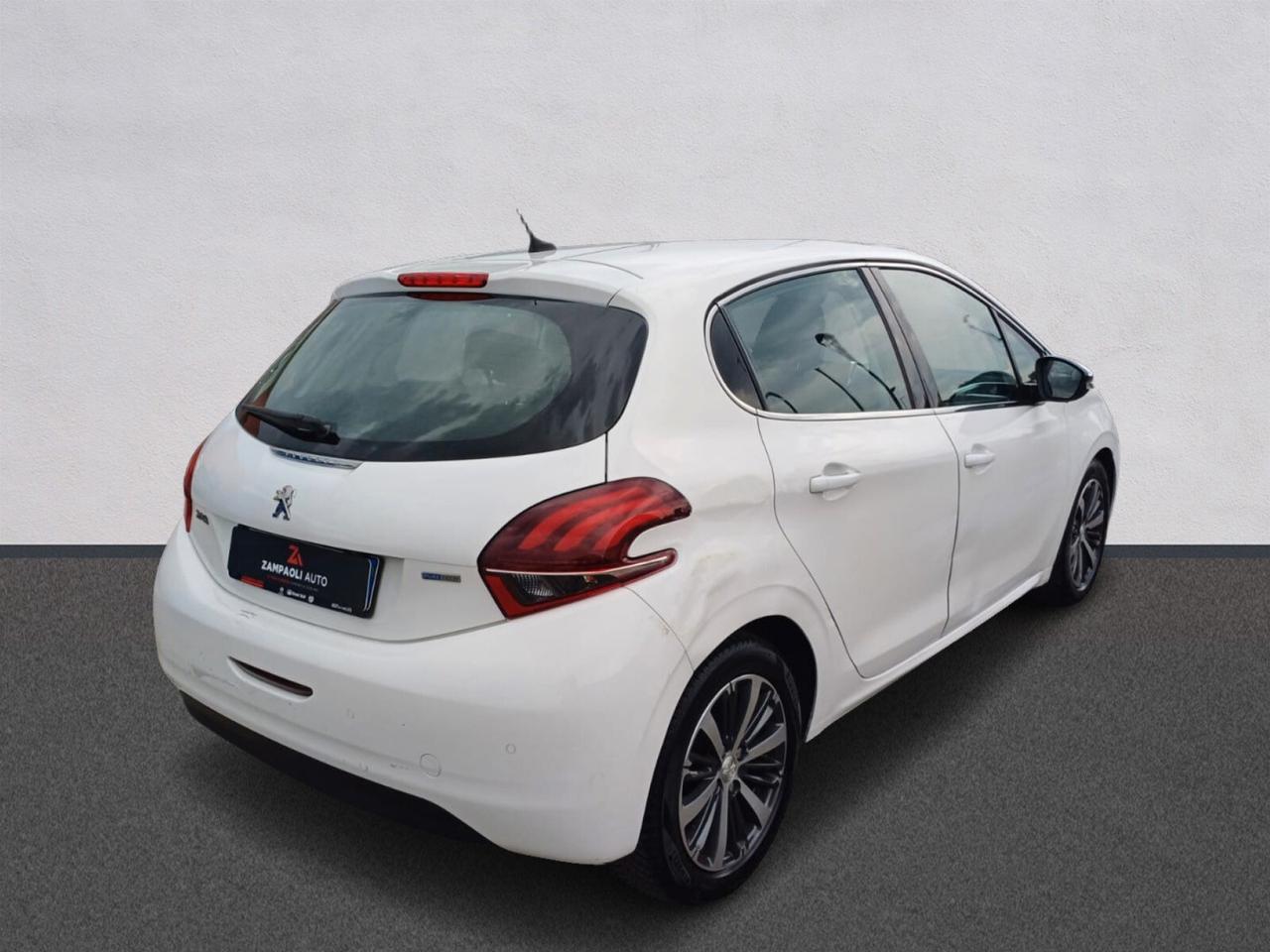 Peugeot 208 PureTech 82 5 porte Allure