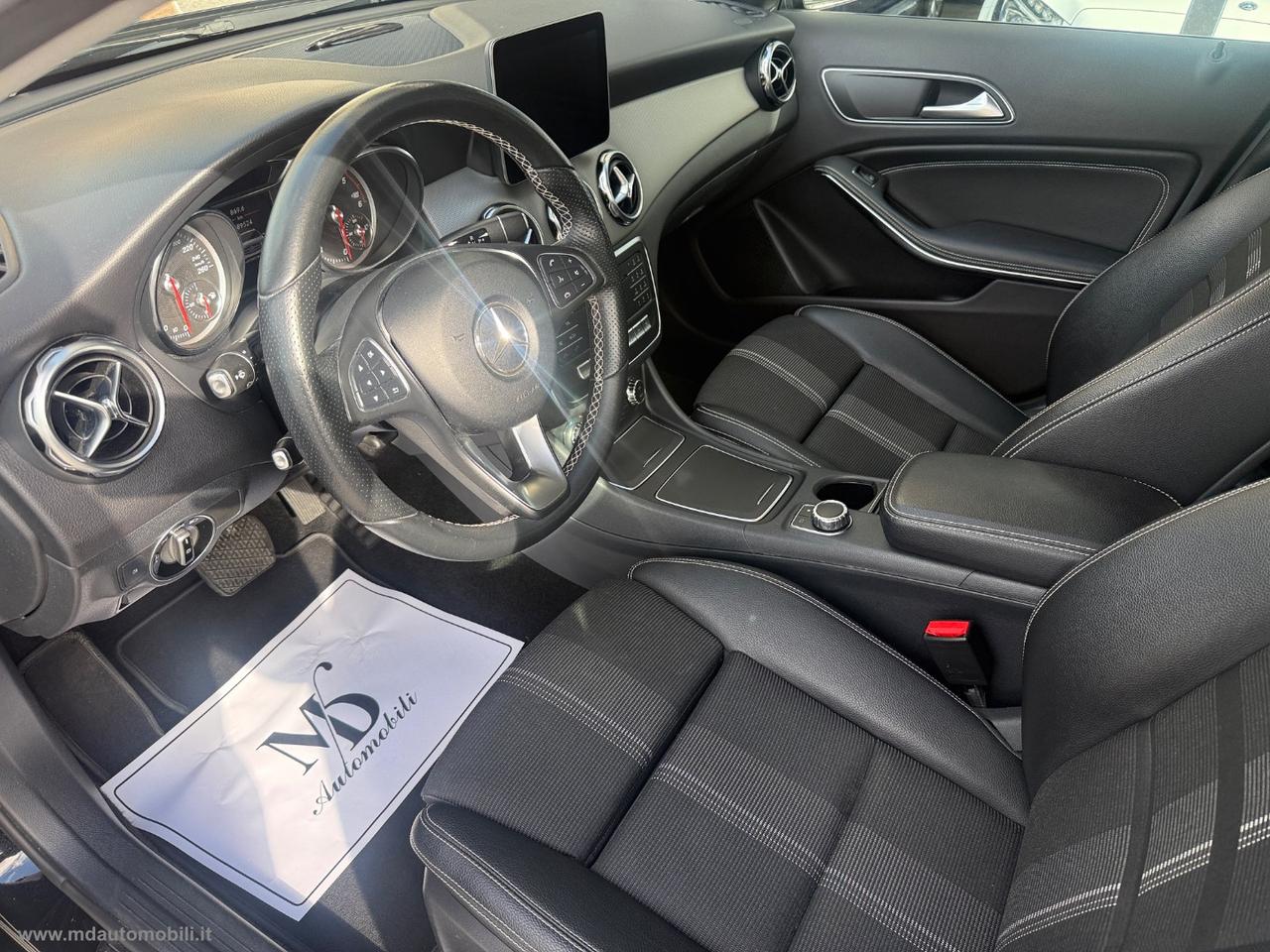 MERCEDES-BENZ GLA 200 d Automatic 4Matic Sport LED CAMERA NAVI