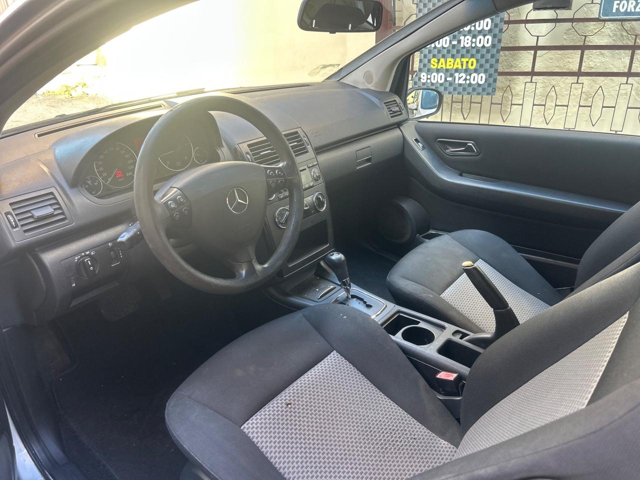 Mercedes-benz A 180 A 180 CDI Coupé Elegance