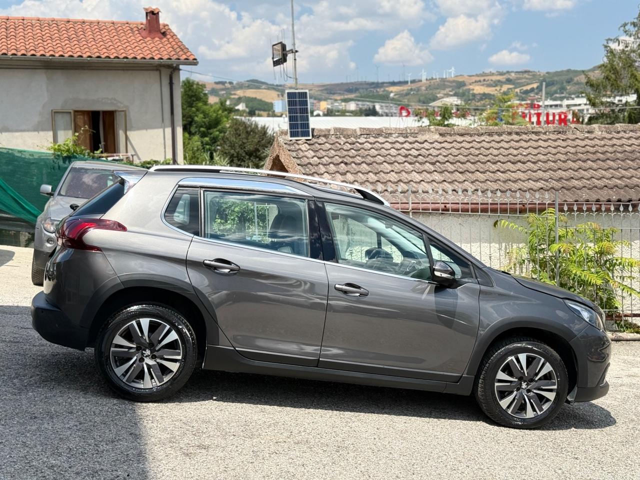 Peugeot 2008 BlueHDi 120 EAT6 S&S Allure