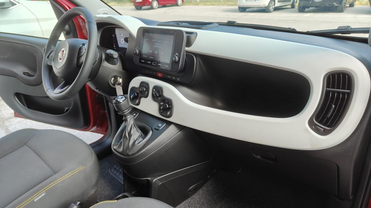 Fiat Panda Cross 1.0 FireFly S&S Hybrid 2025