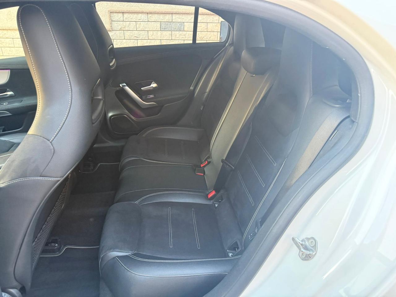 Mercedes-benz A 180 d Automatic Premium Night Edition 2.0 116 cv