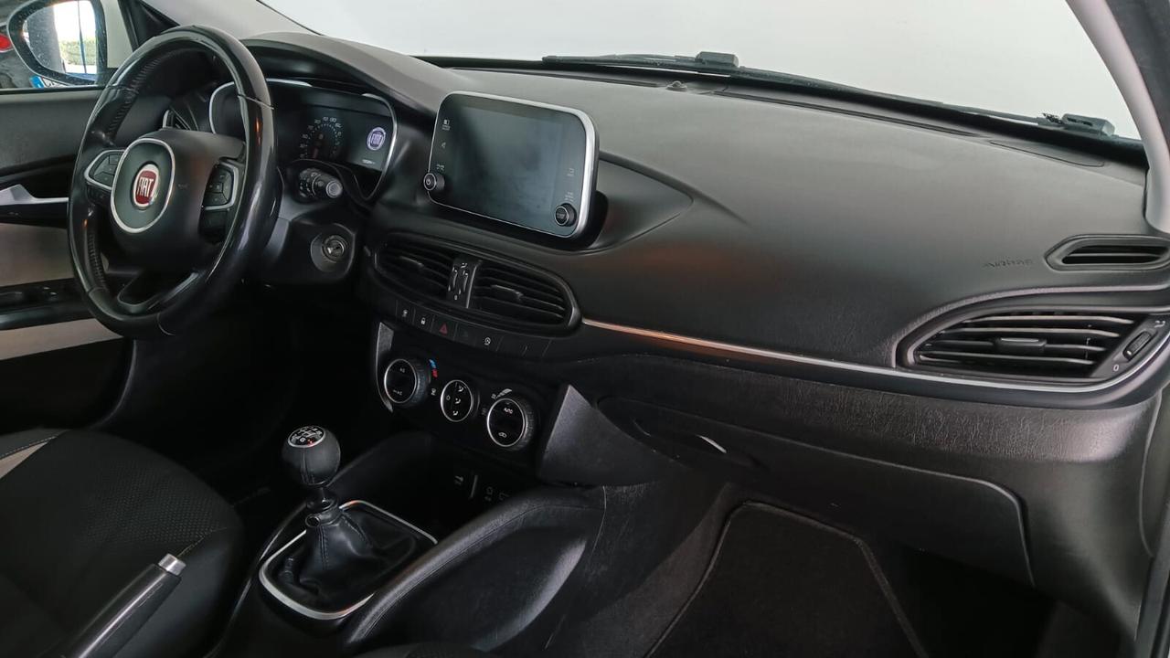 Fiat Tipo 1.6 Mjt S&S 5 porte Easy