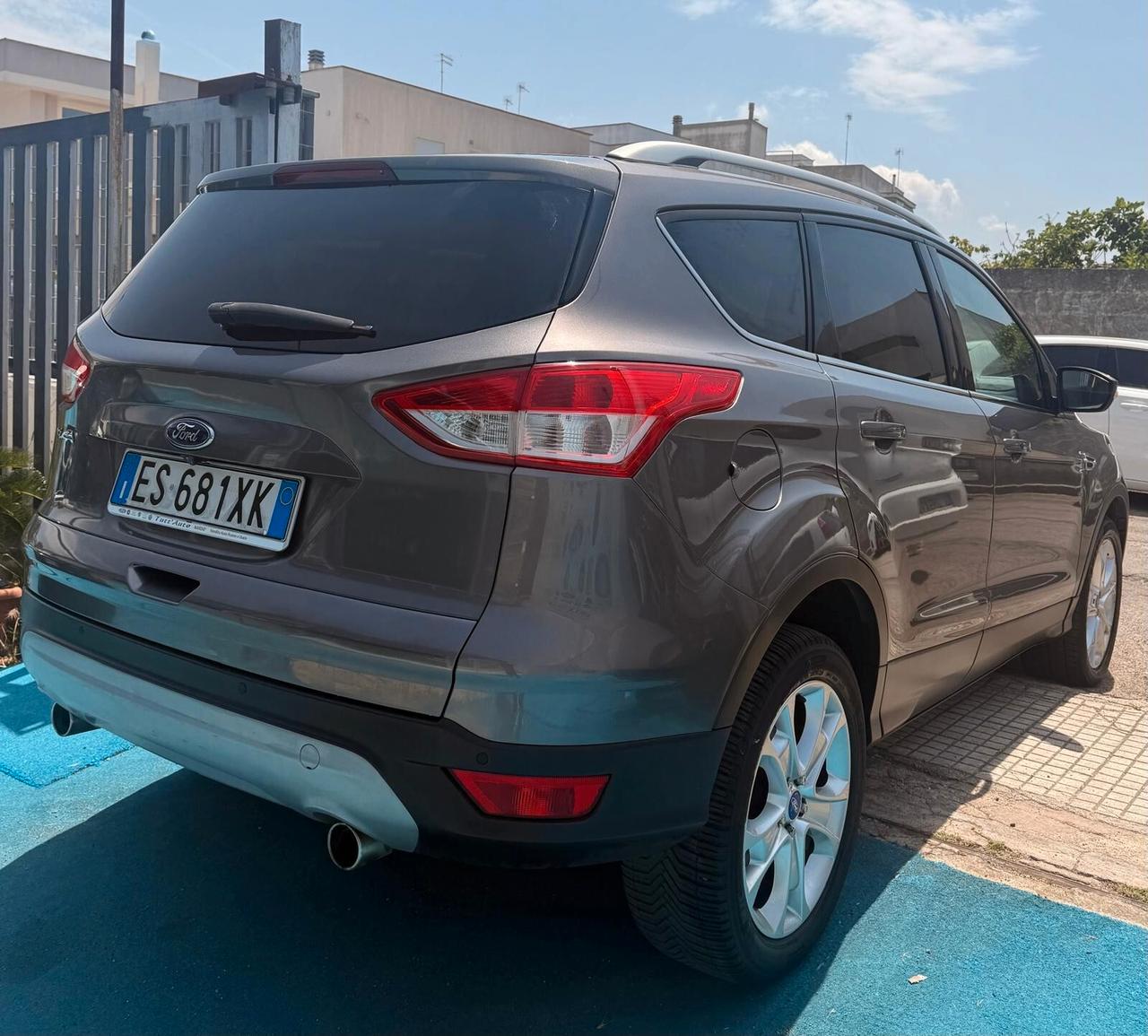 Ford Kuga 2.0 TDCI 163 CV 4WD Powershift Titanium